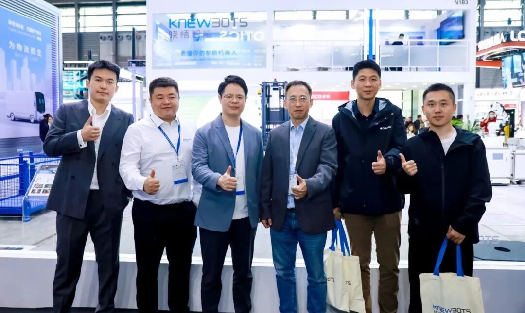 ReinOCS and KNEWBOTS Intelligent Sign Strategic Cooperation to Explore Innovative Breakthroughs for (图2) 智驰致远与晓悟智能签署战略合作,共探“软件定义机器人”在光通信行业的创新突破(图2)